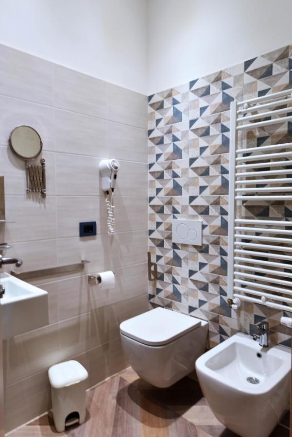 Color Hotel Римини Экстерьер фото